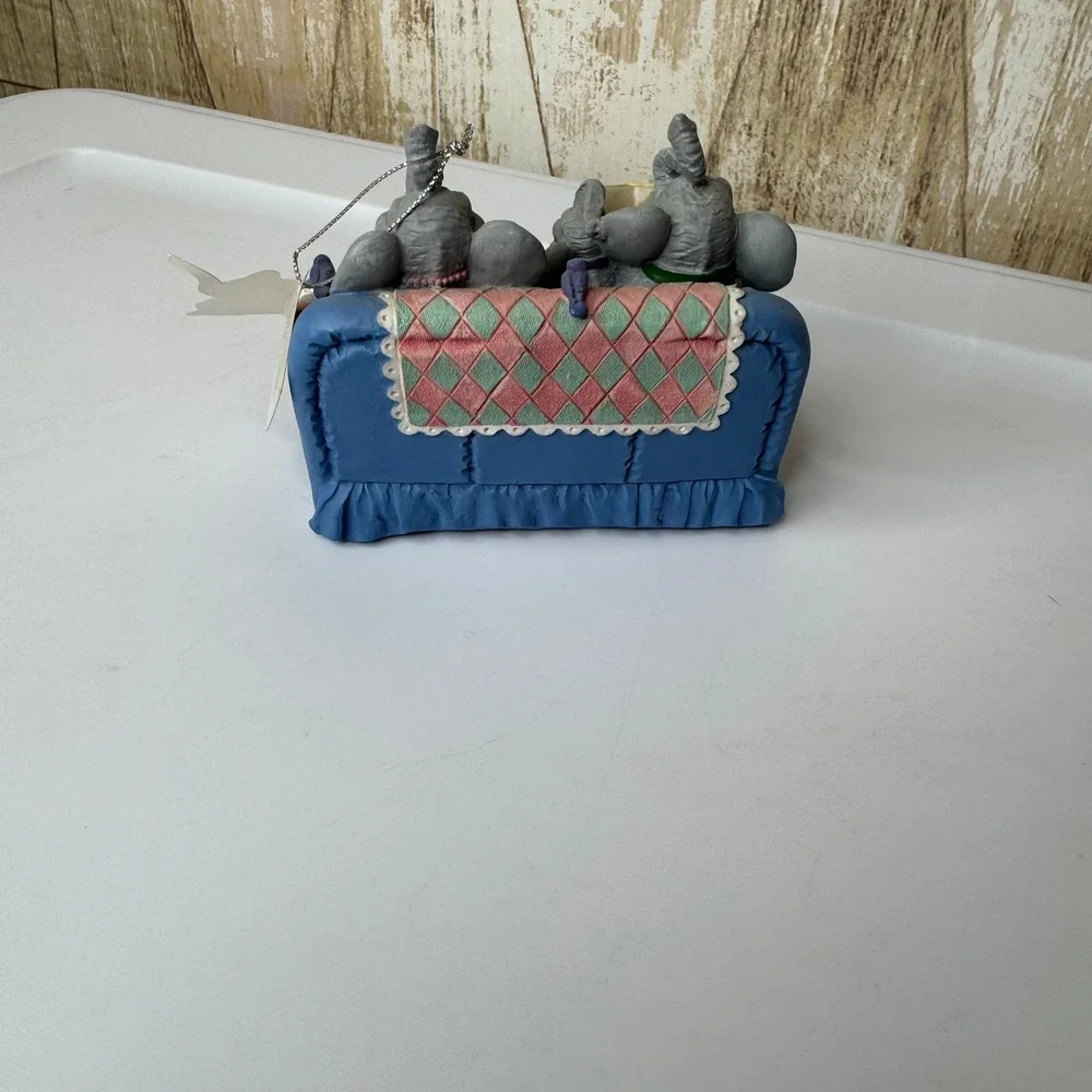 Luckyphants Elephant‎ Figurine Home Sweet Home Banberry Designs 1097